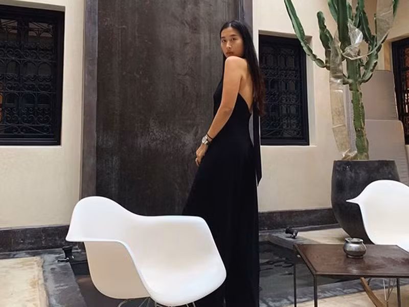 Cô được khen ngày càng gợi cảm sau khi chia tay Huỳnh Anh.