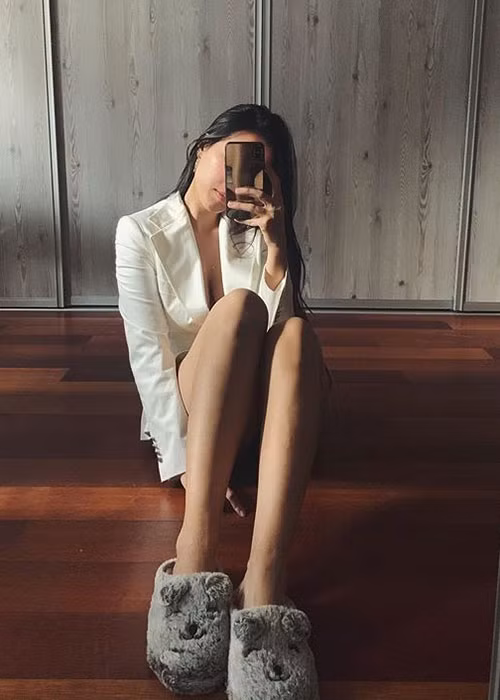 Cuộc sống của Y Vân hiện tại vẫn nhận được sự chú ý của cư dân mạng.