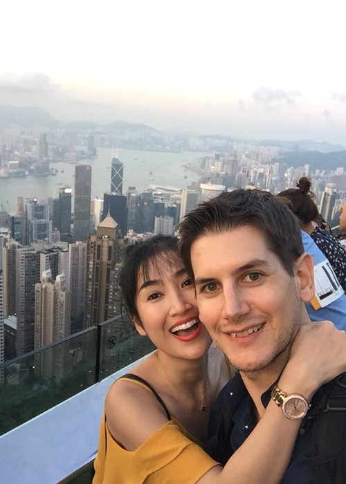 Trên Công lý và xã hội, Quỳnh Lam cho biết, cô và bạn trai rất hợp về mọi thứ từ du lịch, ăn uống đến tính cách.