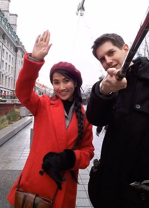 Gần đây, Quỳnh Lam bất ngờ hé lộ được bạn trai cầu hôn.