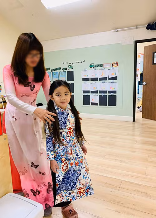 Bé Yvona ngày càng đáng yêu. Nữ diễn viên cho biết con gái rất thích làm nũng.