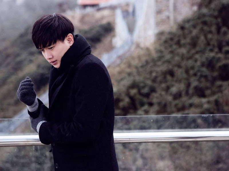 Nam diễn viên thừa nhận anh rất hay ghen tuông. “Tính tôi hay ghen nhưng là cách ghen của người chưa trưởng thành. Nhìn lại, tôi thấy mình thật sai trái, rất tệ”, Quốc Trường chia sẻ.