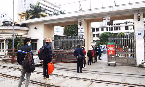 Bệnh viện Bạch Mai những ngày 'nội bất xuất, ngoại bất nhập' có gì đặc biệt? Benh vien Bach Mai nhung ngay 'noi bat xuat, ngoai bat nhap' co gi dac biet?