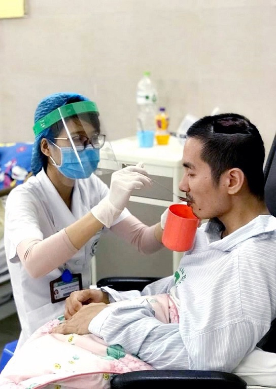 Những bệnh nhân này đều không thể tự phục vụ, từ sinh hoạt cá nhân nhỏ nhất.