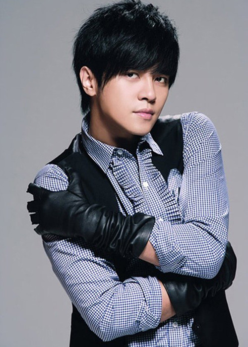 La Chí Tường còn sở hữu vẻ ngoài thách thức thời gian.