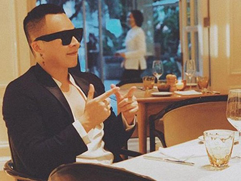 Khắc Tiệp đều đặn cập nhật hình ảnh sau khi rời khu cách ly tập trung.