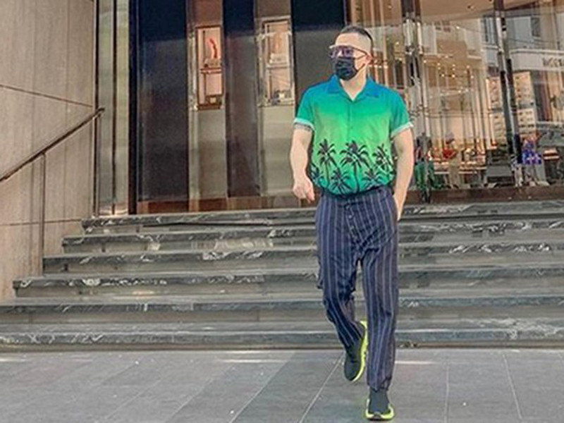 Ông trùm chân dài hiện tại chưa mở lại trang cá nhân Facebook. Tuy nhiên, anh vẫn sử dụng trang cá nhân Instagram.