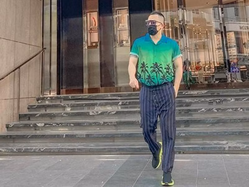 Ông trùm chân dài hiện tại chưa mở lại trang cá nhân Facebook. Tuy nhiên, anh vẫn sử dụng trang cá nhân Instagram.