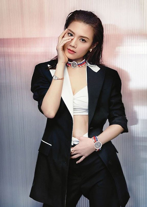 Ngoài đóng phim, Tú Na còn kinh doanh.