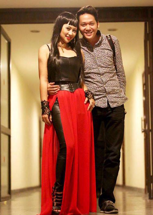 Tháng 3/2014, Khánh Linh công khai bạn trai tên Trần Tùng. Cả hai quen nhau từ lâu.