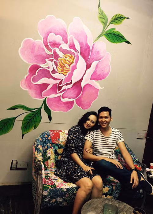 Một trong số những khoảnh khắc ngọt ngào của giọng ca "Giấc mơ trưa" bên chồng.