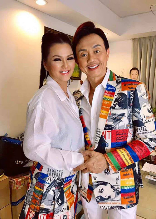 Phương Loan đang ở Mỹ trong khi đó Chí Tài đi lại giữa Mỹ và Việt Nam vì công việc.