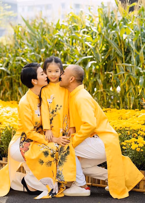 Sau khi tái hôn, Xuân Lan tận hưởng cuộc sống hôn nhân ngọt ngào.