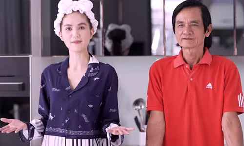 Ngoc Trinh len tieng khi bi che hon voi ba, con khoe dang yeu