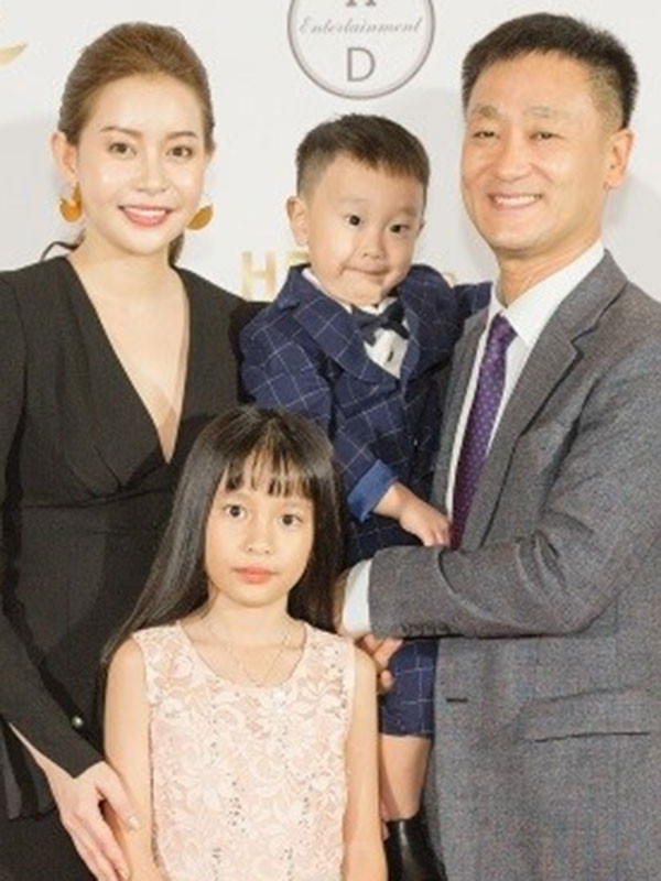 Giữa ồn ào quỵt tiền, Hải Dương cho biết, cô sẽ có cách giải quyết sự việc và không muốn chia sẻ quá nhiều vì sợ ảnh hưởng đến công việc và gia đình. Ảnh: Yan