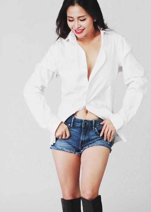 Đan Kim đang sống ở Mỹ cùng con gái sau khi hôn nhân tan vỡ.