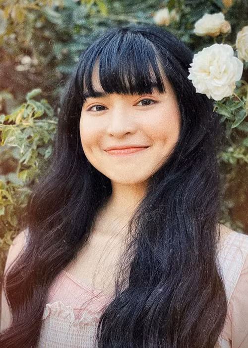 Giữa ồn ào chia sẻ ảnh bên Jack, Khánh Vân cho biết, cô là người yêu sự giản dị và bình yên nên con người sống đơn giản.