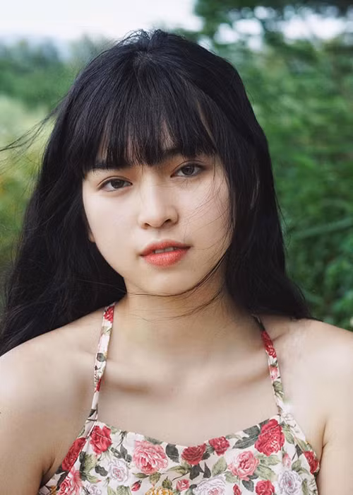 "Trà Long" của "Mắt biếc" khẳng định cô và Jack chỉ là đồng nghiệp thân thiết. Để tránh gây hiểu lầm, Khánh Vân đã gỡ status chúc mừng.