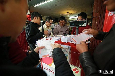 Them nguoi trung xo so Vietlott hon 29 ty dong sau dung 1 thang im lang