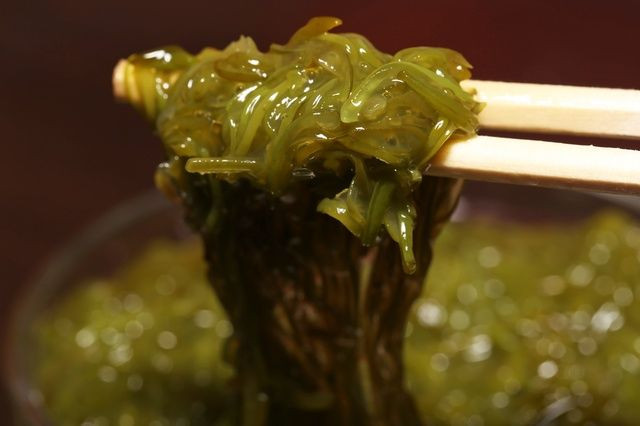 Mekabu cũng là món rong biển khác của Nhật, có độ nhớt và rất mềm.