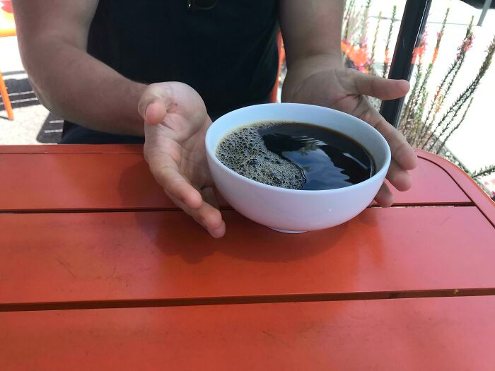 Bát cà phê không khác gì mấy bát thuốc Bắc