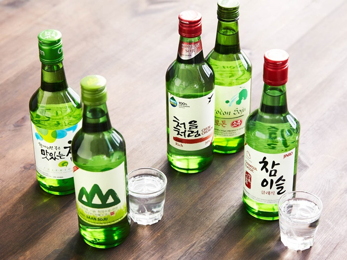Soju nước mắt cá ngừ khá được ưa chuộng ở Hàn Quốc. Khi pha nước mắt của một con cá ngừ với rượu soju, ta sẽ được một hỗn hợp sệt và dẻo như thạch.