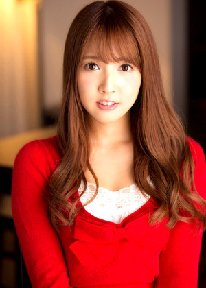 Cô gái xinh đẹp người Nhật này cao 1m59, sở hữu số đo 3 vòng cực kỳ nóng bỏng 84-59-88.