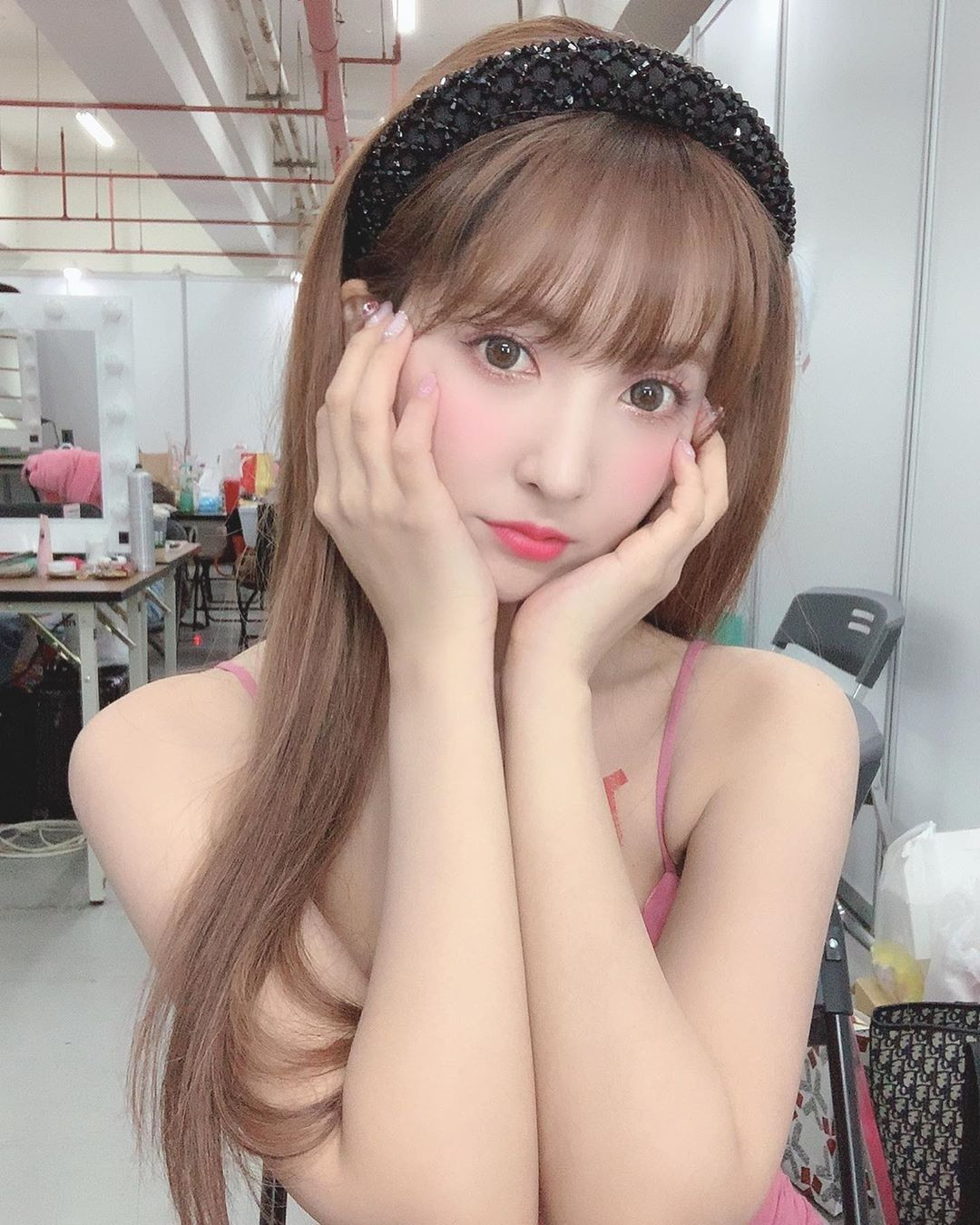 Điều này đã vô tình tạo nên bước ngoặt, khiến cô trở thành "nữ thần" trong dòng phim người lớn Nhật Bản.