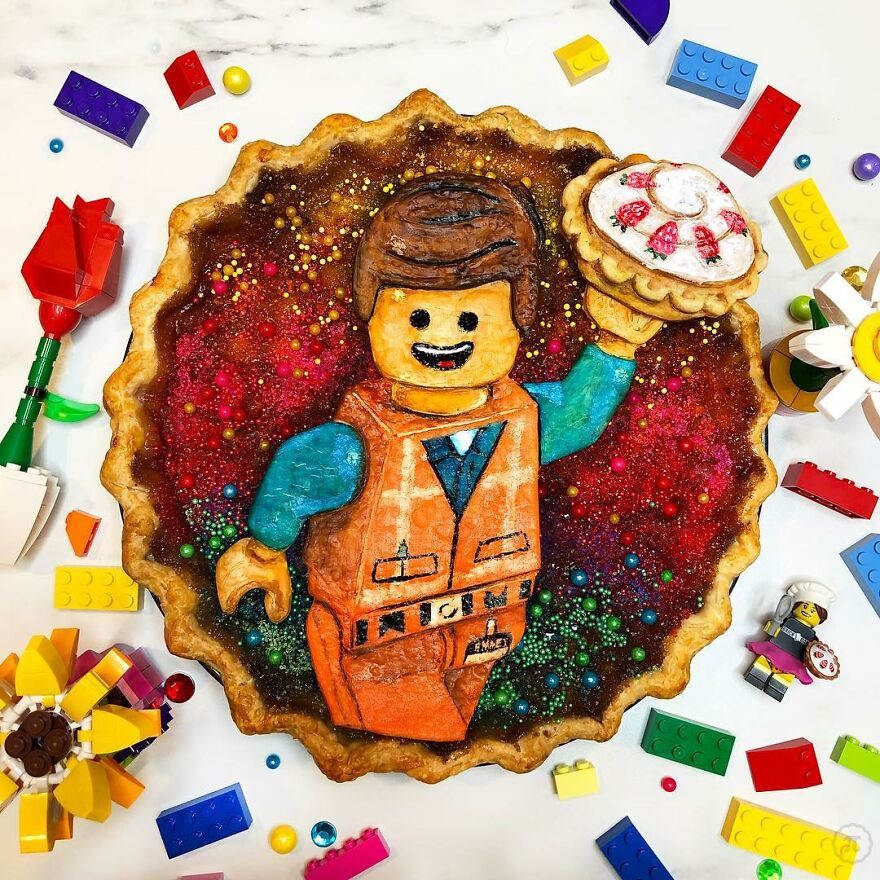 Một khối lego đầy màu sắc.