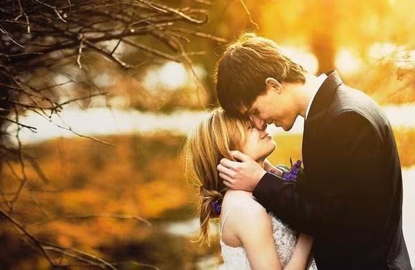 Nếu cảm thấy phụ nữ khó nắm bắt, dành nhiều thời gian và công sức để chinh phục một cô gái mà vẫn chưa thành công, thì các chàng hãy cố gắng phấn đấu để biến mình thành một trong những kiểu đàn ông phụ nữ mê mệt dưới đây. Đứng trước những chàng trai này, phụ nữ không “cưa” cũng tự “đổ”.