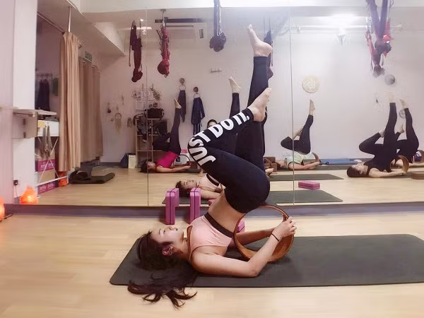 Sau khi đăng tải loạt ảnh tập luyện lên mạng xã hội, Wai bất ngờ nhận được đông đảo sự chú ý. Cô cho biết bản thân cảm thấy vui vì làm được việc có ích. Hiện tại, Wai ngày càng chuyên nghiệp hơn với vai trò blogger thể hình. Ảnh: Sohu, IG nhân vật