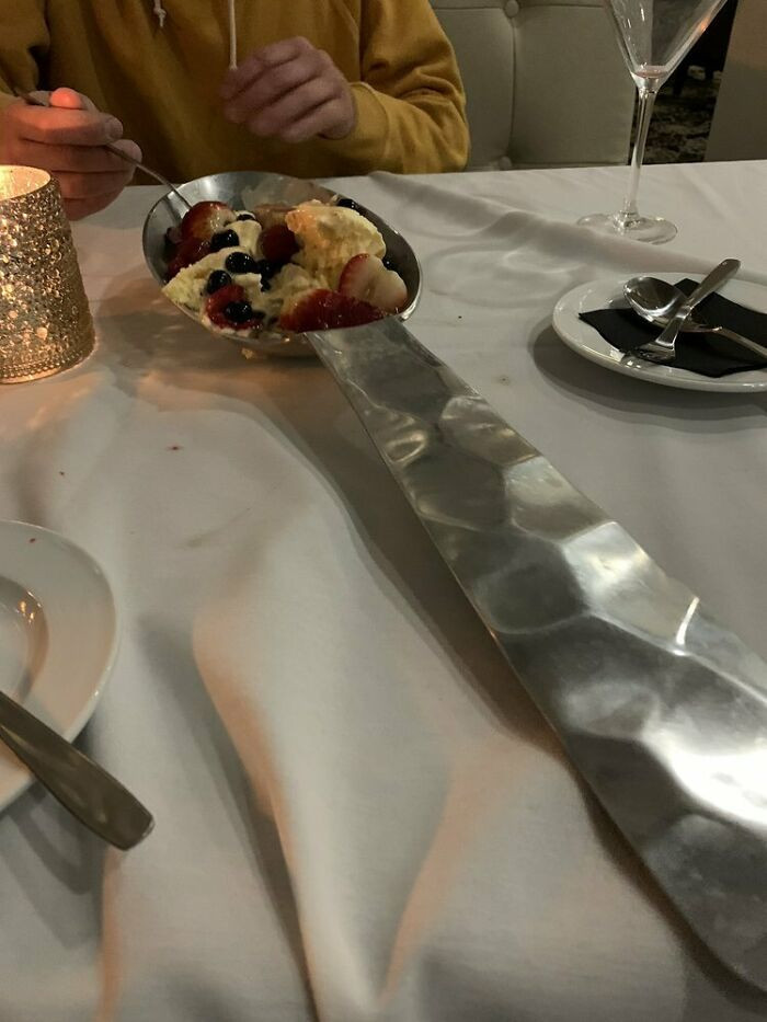 Có nên cho cả thìa đồ ăn này vào miệng?