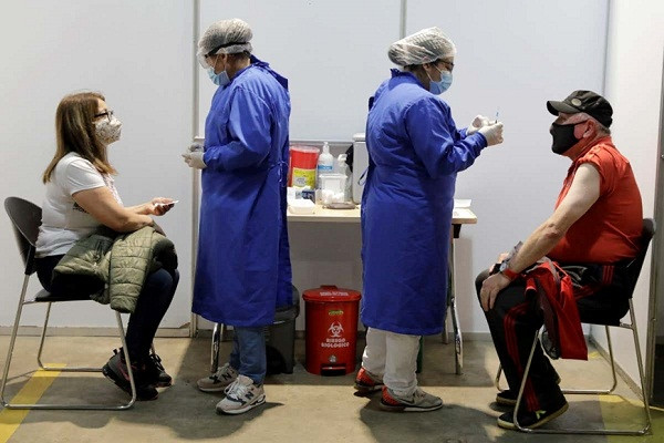 Bien the Mu COVID-19 tan cong, lieu trinh dieu tri khac Delta?-Hinh-2