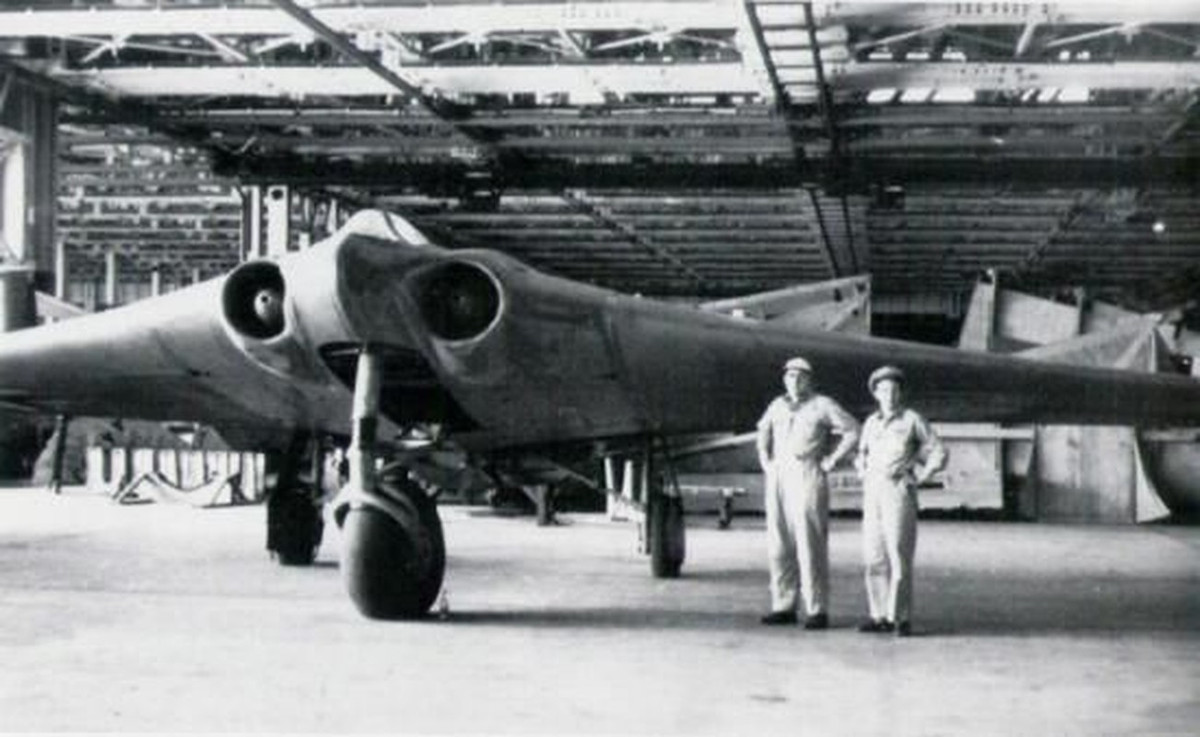 Tuy nhiên, do Đức quốc xã liên tiếp thua trận nên chính quyền Hitler chỉ chế tạo được 3 nguyên mẫu và thử nghiệm. Nhiều chuyên gia nhận định nếu Hitler cho triển khai dự án vũ khí này sớm hơn và kịp thời đưa nó vào sử dụng thì cục diện Chiến tranh thế giới 2 có thể đã khác đi rất nhiều.