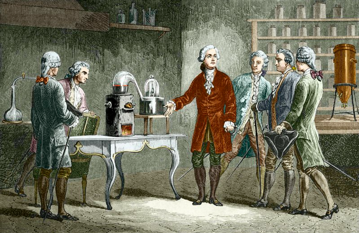Theo đó, trước khi lên máy chém vào ngày hành hình, ông Lavoisier cầu xin đao phủ hãy nhìn xem đôi mắt của ông có còn nhấp nháy không và nếu nhấp nháy thì chớp bao nhiêu lần sau khi bị chém đầu.
