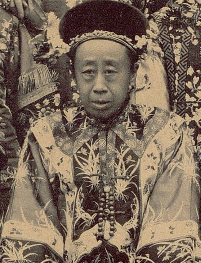 Phong thái vương giả của Vinh Thọ Công Chúa.