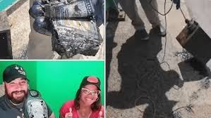 "Chúng tôi cảm thấy buồn chán trong lúc xảy ra dịch COVID-19, mong muốn trở thành người đi tìm kho báu nên quyết định đi câu bằng nam châm", James Kane tâm sự.