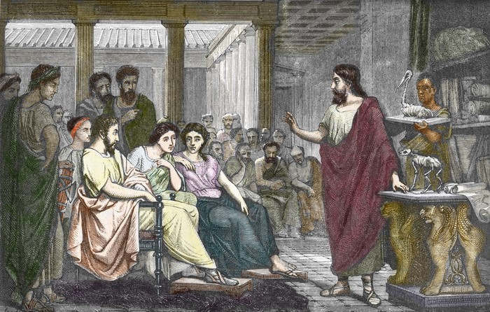 Giống nhiều nền văn minh cổ đại, người La Mã tôn sùng, thờ phụng nhiều vị thần. Mỗi vị thần cai quản các lĩnh vực khác nhau trong đời sống của người dân.