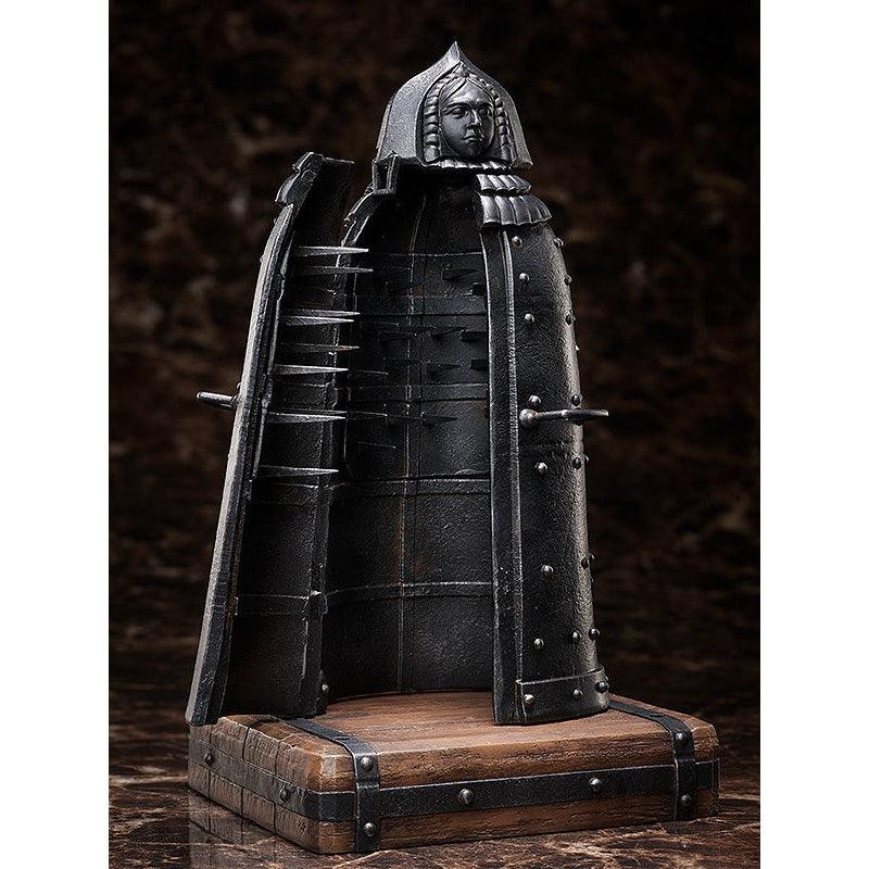 Trinh nữ sắt (Iron Maiden) là kiểu tra tấn hãi hùng với thiết kế trông giống một cỗ quan tài bằng sắt được đặt thẳng đứng.