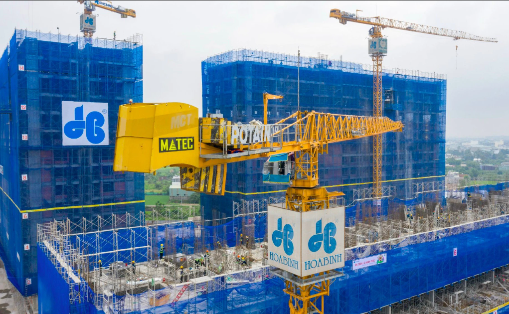 Cắt lỗ, Xây dựng Hòa Bình nhượng hai công ty liên kết Cat lo, Xay dung Hoa Binh nhuong hai cong ty lien ket