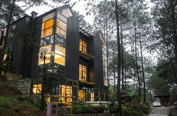 Phan Nhu Thao duoc chong dai gia xay them 2 biet thu lam qua Tet-Hinh-2