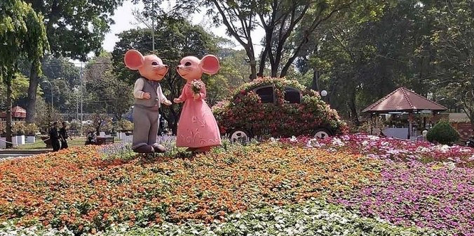 Những chú chuột ngộ nghĩnh đem lại cảm giác vui tươi tại Hội Hoa Xuân 2020.