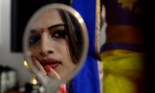 Hãi hùng câu chuyện hiếp dâm người chuyển giới ởi Ấn Độ ảnh 2