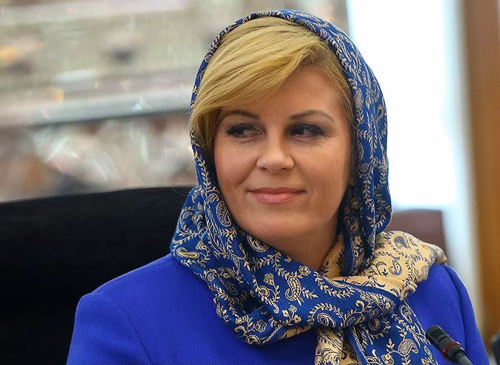 Than phuc su nghiep cua Tong thong Croatia xinh dep-Hinh-11