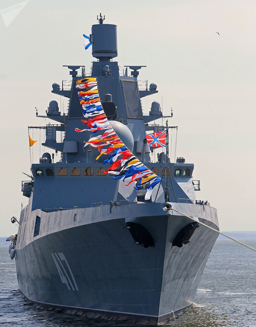 Bộ trưởng Quốc phòng Nga Sergei Shoigu từng nói, các tàu chiến như Đô đốc Gorshkov sẽ đóng vai trò “trụ cột” của Hải quân Nga trong tương lai. Ảnh: Sputnik.