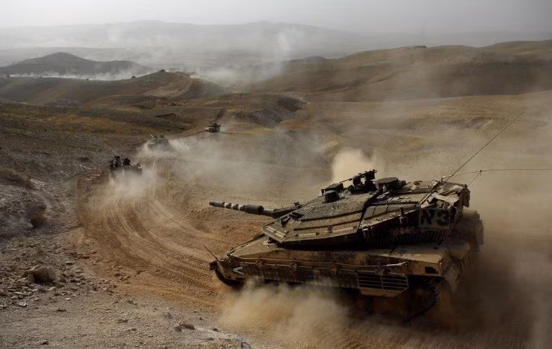 Theo Defence Blog, xe tăng thông minh với hàng loạt thiết bị công nghệ tối tân Merkava Mk 4 Barak sẽ được đưa vào sử dụng trong chiến tranh du kích. Ảnh: survincity.com