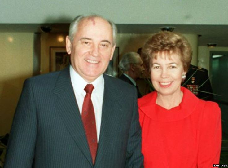 Hồi nhỏ, bà Gorbacheva sống ở vùng núi Ural và gặp người chồng tương lai của mình trong thời gian học Triết học tại thủ đô Moscow. Bà đã tốt nghiệp Đại học Sư phạm Quốc gia Moscow và từng giảng dạy tại trường Đại học Quốc gia Moscow. Ảnh: Pinterest.