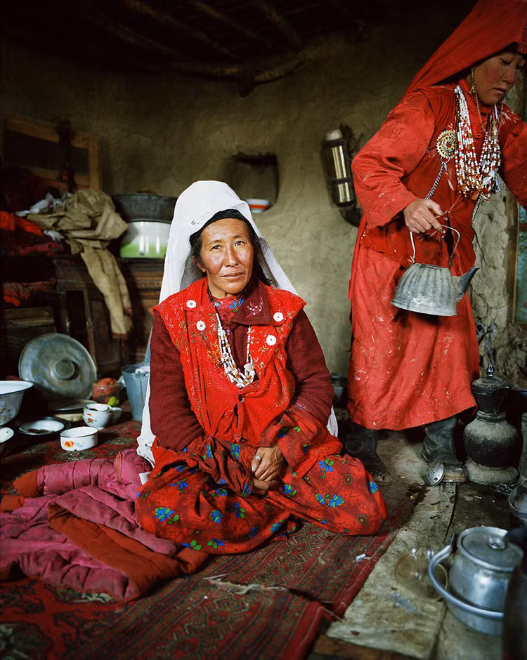 Người Wakhi rất hiếu khách, họ luôn nhiệt tình tiếp đón để các vị khách cảm thấy thoải mái.