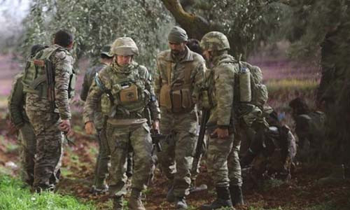 Theo trang Hawar ngày 17/7, tổng cộng 12 binh sĩ Thổ Nhĩ Kỳ và các tay súng phiến quân do Ankara hậu thuẫn đã bỏ mạng trong cuộc giao tranh ác liệt với lực lượng người Kurd tại vùng Afrin, tỉnh Aleppo. Ảnh: FNA.