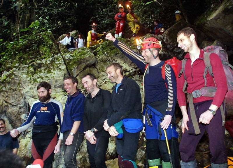 Nhung vu mac ket trong hang dong van song sot ky dieu-Hinh-3